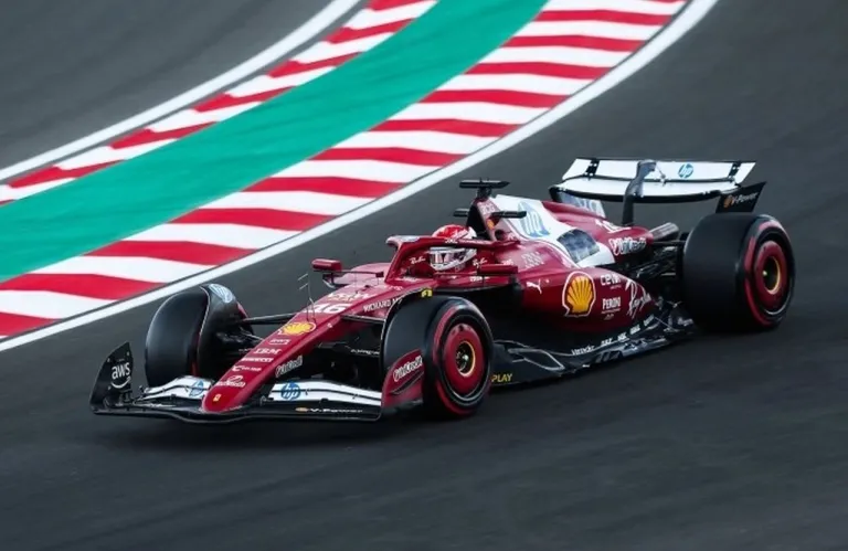 Ο Λεκλέρ «ξέρανε» τις McLaren και πήρε την pole στην Ουγγαρία