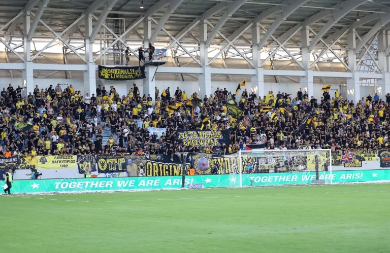 ΦΩΤΟ: Oι ΑΕΚτζήδες στο «Alphamega Stadium»