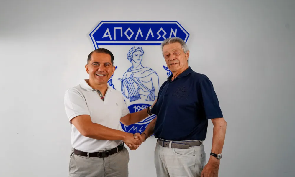 Χέρι - χέρι Απόλλων και Πετρολίνα