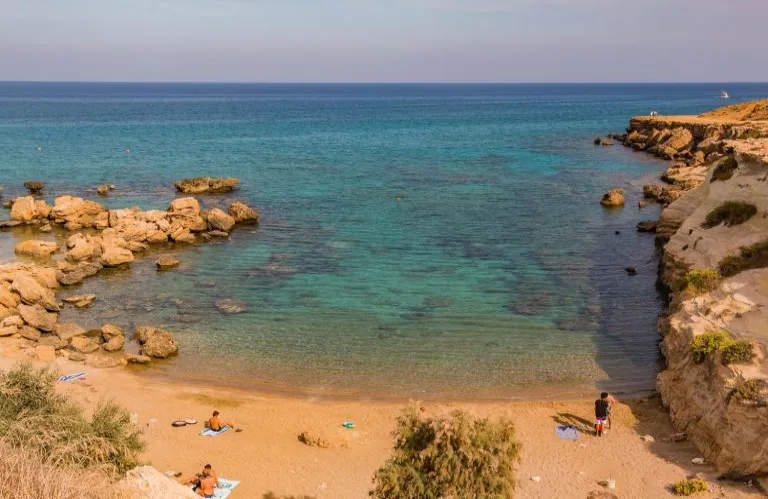 «Καμίνι» η Κύπρος - Κόκκινη προειδοποίηση για τον καύσωνα