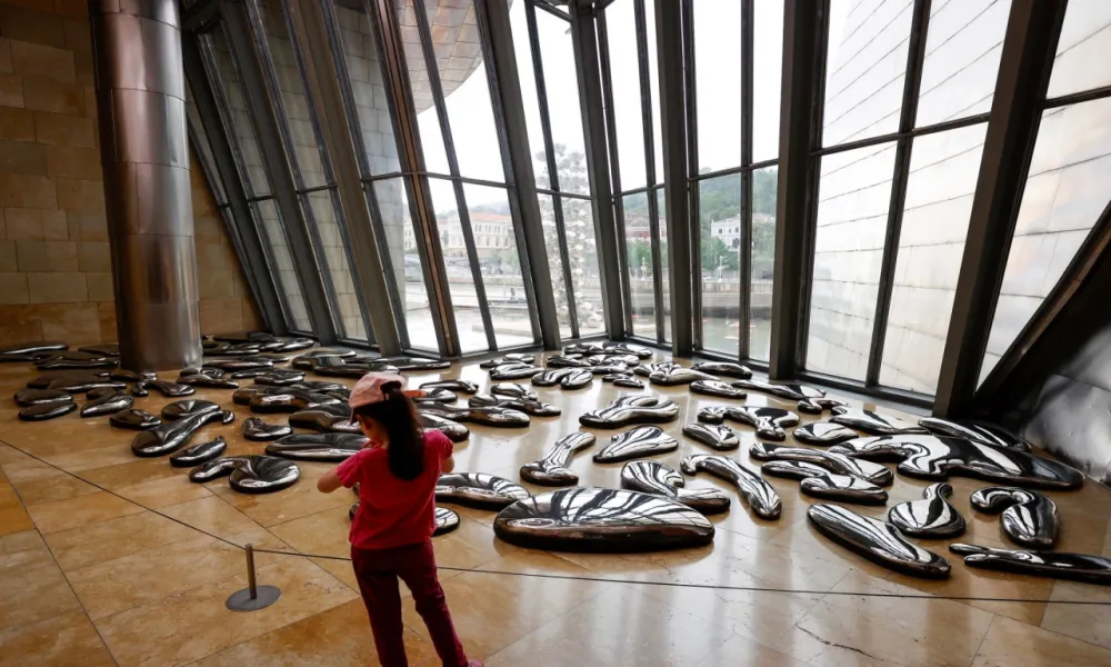 Αναδρομική έκθεση της Yayoi Kusama σε μουσεία της Ευρώπης