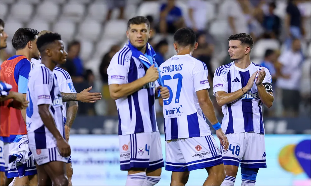 Πίεση για τρίποντο