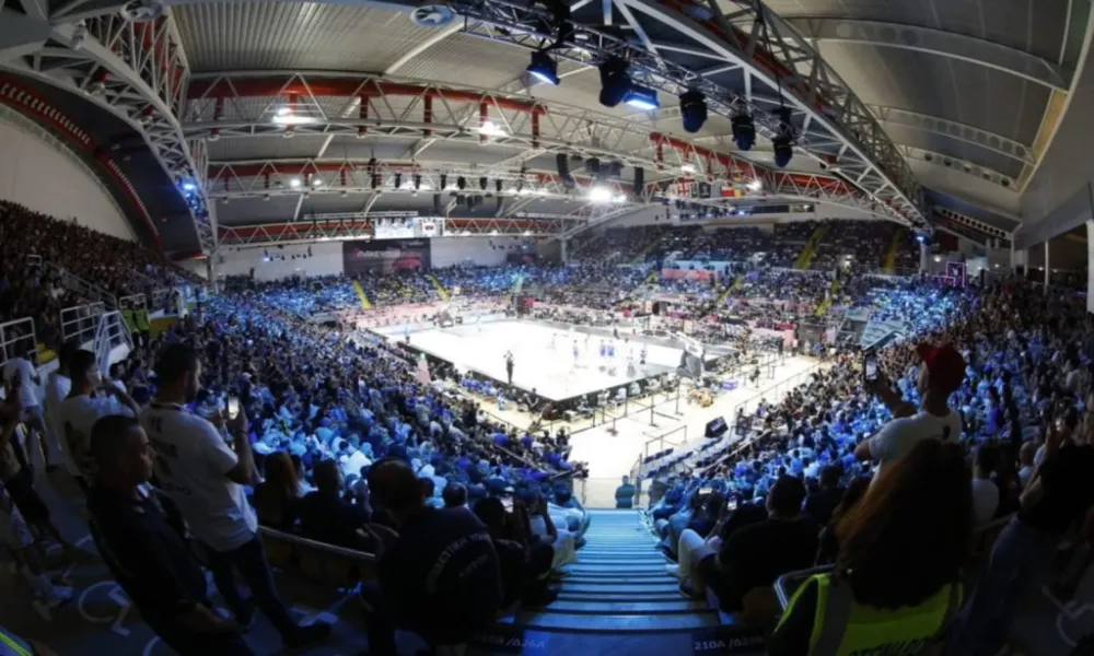 Sold Out το ιστορικό παιχνίδι Κύπρου - Ελλάδας!