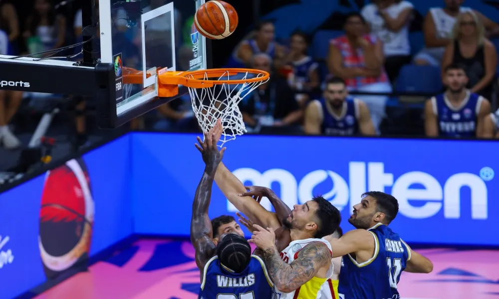 Μάχες για το πλασάρισμα στον τρίτο όμιλο του FIBA EuroBasket 2025 στη Λεμεσό