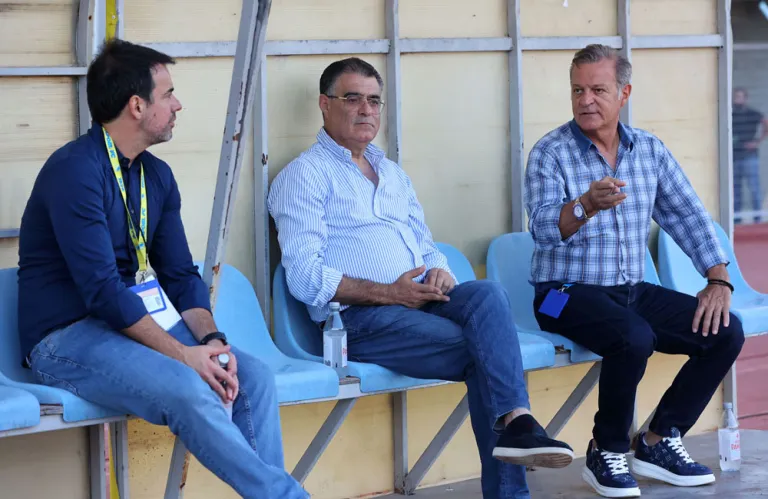 Η θέση της F8 για την μη ύπαρξη αυμφωνίας «Έέχουν προκύψει ορισμένα εμπόδια...»