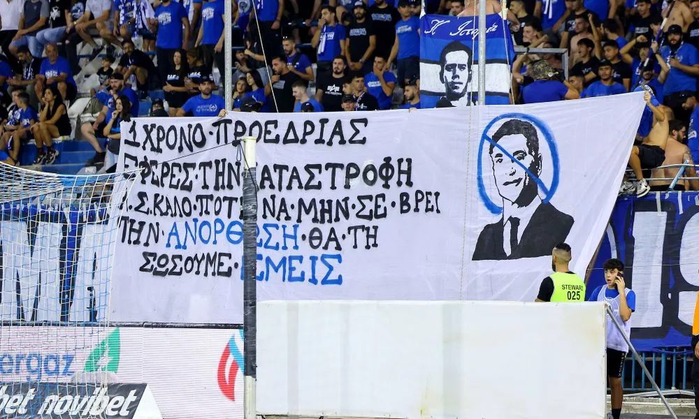Ανορθωσιάτες σε Σάντη: «Έφερες την καταστροφή»