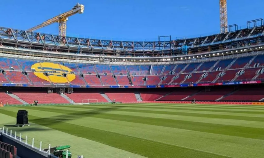 Η UEFA έδειξε «Καμπ Νου» για το Μπαρτσελόνα-Ολυμπιακός