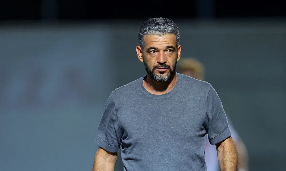 Η απάντηση του Μάρτινς στο ερώτημα της κοπέλας του γιατί πήγε στην ΑΕΛ και τον χρόνο
