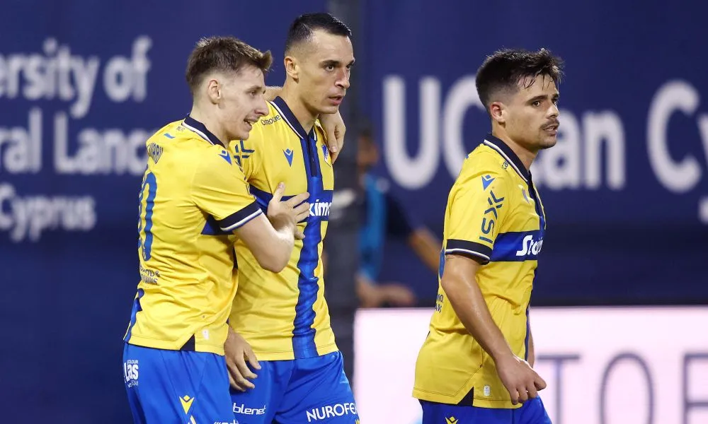 «Καρέ» με... καρέ τερμάτων και «βλέπει» άνετος τα ντέρμπι ο ΑΠΟΕΛ