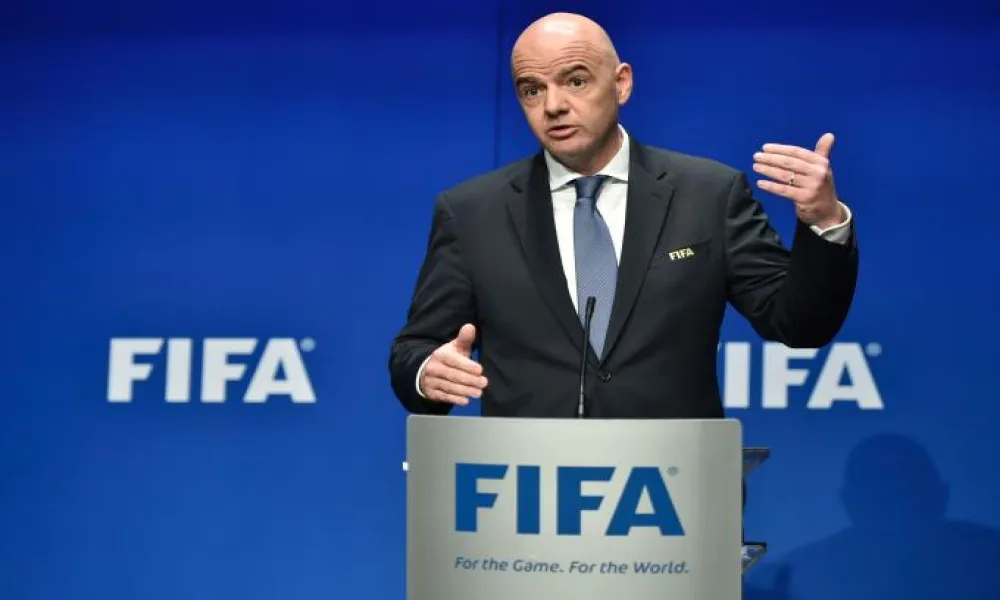 Η FIFA σκέφτεται να απαγορεύσει τους «εμπορικούς» αγώνες εκτός Ευρώπης!