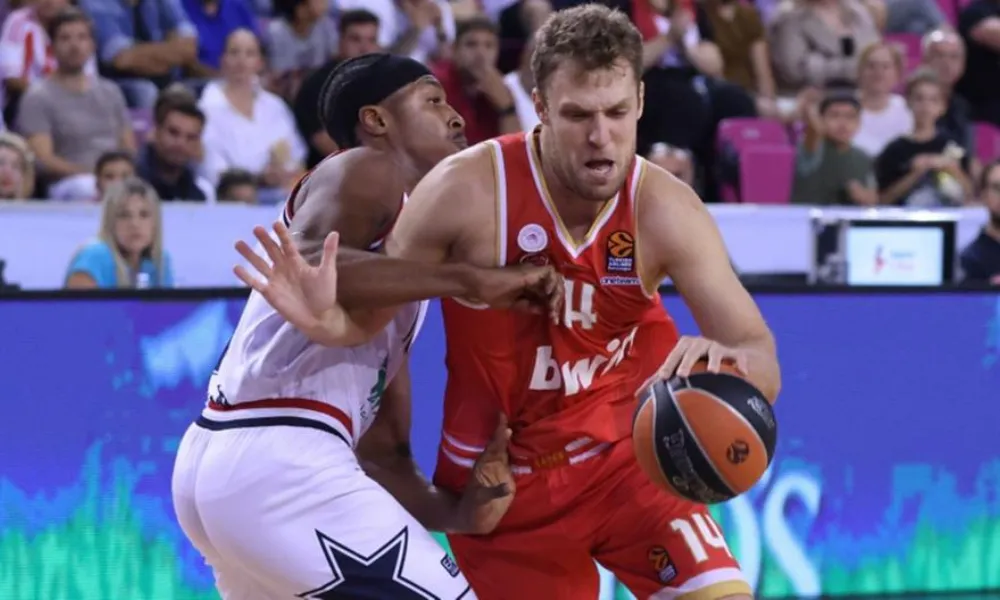 Με τις γνωστές απουσίες για το 3-2 κόντρα στη Μακάμπι στο Βελιγράδι ο Ολυμπιακός