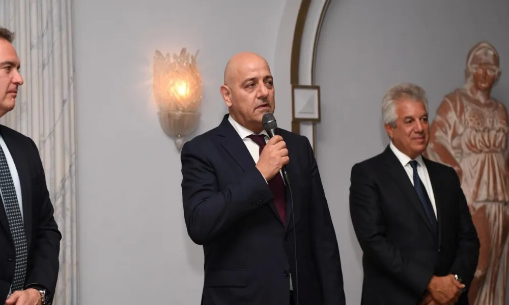 Τιμήθηκε ο Χάρης Λοϊζίδης