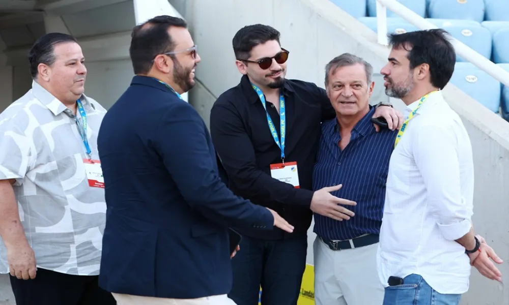 Από το «τελειώνει» στο… «κινδυνεύει με ναυάγιο» η συμφωνία του ΑΠΟΕΛ!