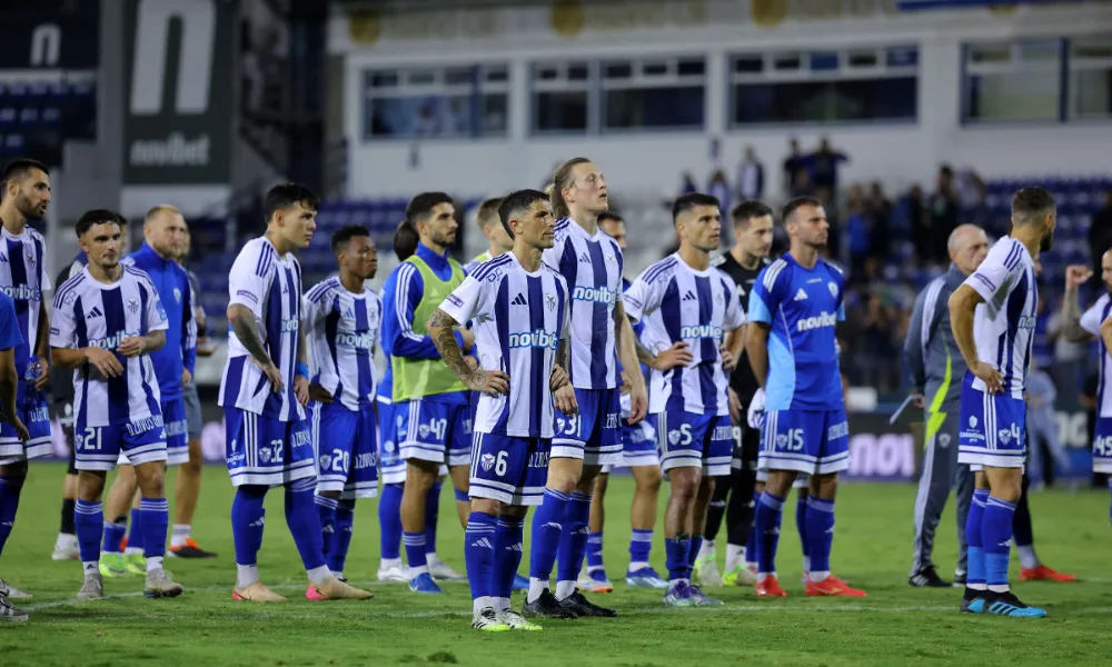 Όσο δεν «μιλάει» η έδρα