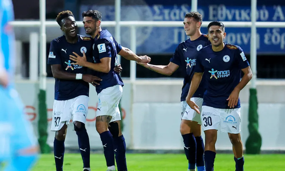 Ο Αντερέγκεν είναι στα χάι του και ο Κίκης Φιλίππου τρίβει τα χέρια του