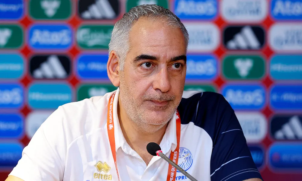 «Πάμε καλά στο θέμα της διαιτησίας – Να φέρουμε εξωγήινους να διαιτητεύουν»