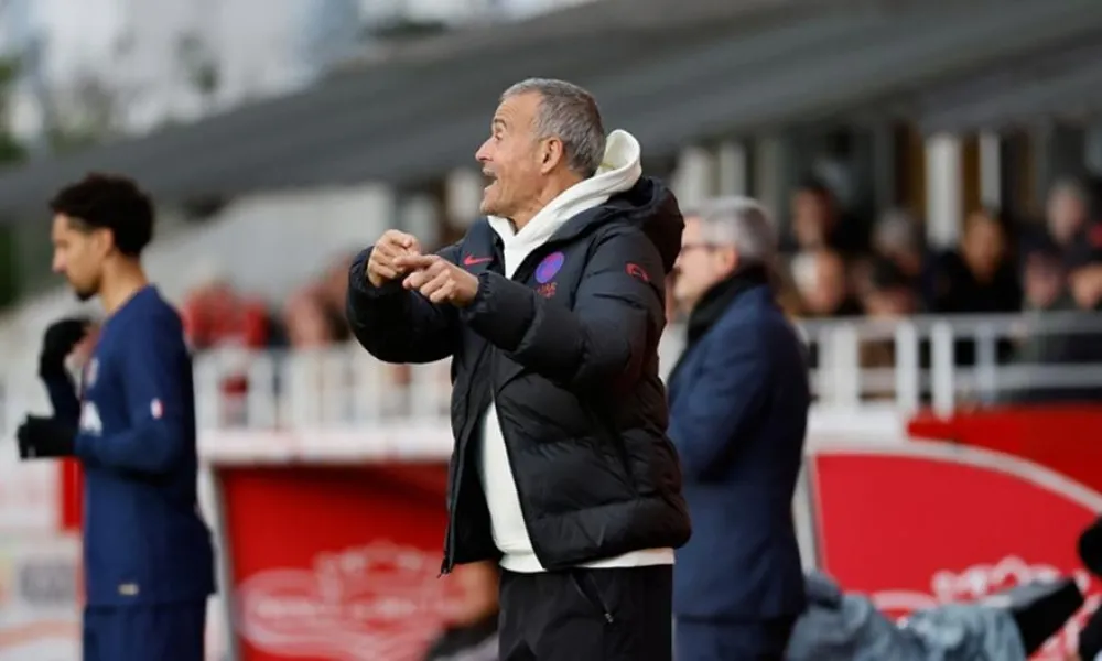 Κακή ισοπαλία για Παρί, αλλά της έκανε ανέλπιστο δώρο η Μετς!