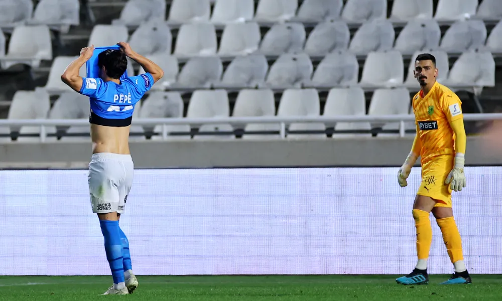 Ο ΜVP της περσινής χρονιάς, μοιραίος στον πρώτο τίτλο της νέας σεζόν