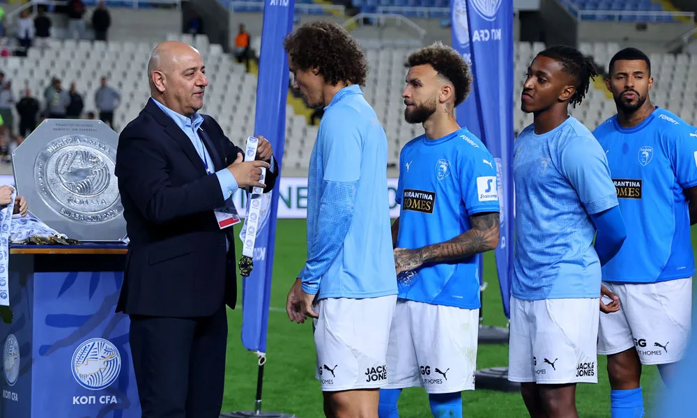 Θα πρέπει να περιμένει για το... 22ο ο Νταβίντ Λουίζ