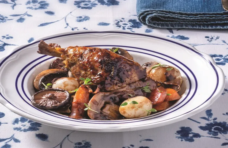 Μαγειρεύουμε με κρασί: Όλα τα μυστικά για φουλ άρωμα και γεύση