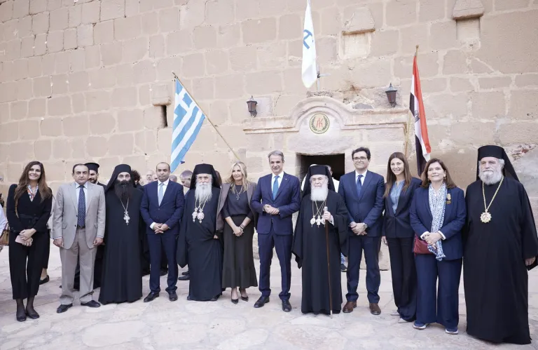 Αίγυπτος: Ενθρόνιση του νέου Αρχιεπισκόπου Σινά – Μητσοτάκης: Η Ελλάδα πάντα δίπλα στο Μοναστήρι της Αγίας Αικατερίνης