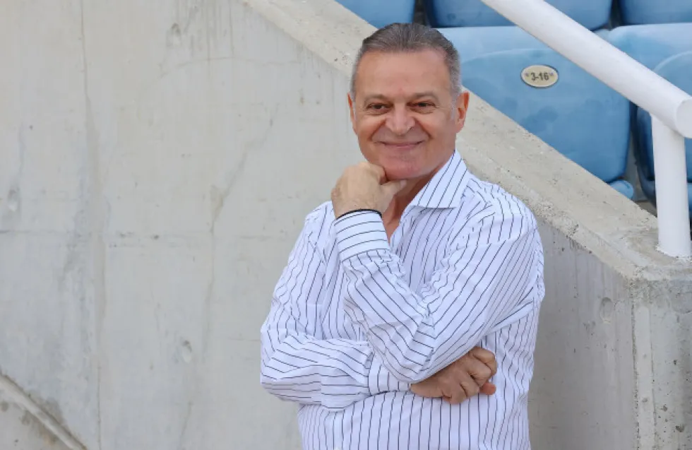 Μέχρι τα αυτιά!