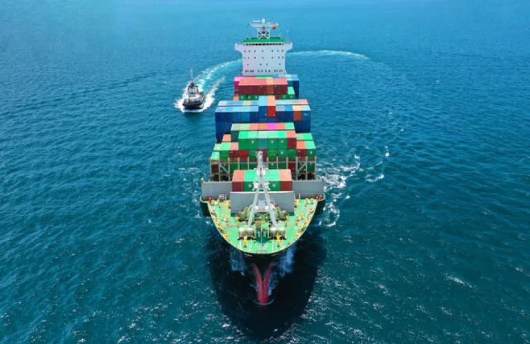 Κύπρος-Ελλάδα επέλεξαν τους Αμερικανούς: To bullying των ΗΠΑ, οι εφοπλιστές και μία αποχή που προκαλεί ένταση με Βρυξέλλες