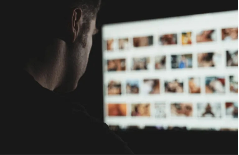 Για παιδική πορνογραφία κατηγορήθηκε και αφέθηκε ελεύθερος ο 30χρονος Τουρκοκύπριος