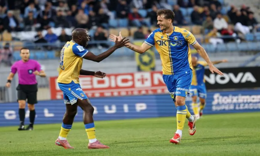 Τριάρα ο Κόλμαν στο ντεμπούτο του Κόντη!