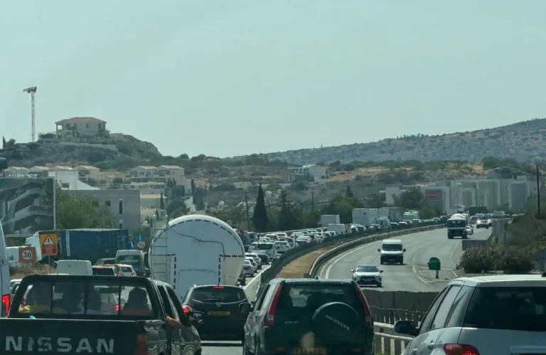 Λεμεσός και κυκλοφοριακό: Κι όμως! Η τεχνητή νοημοσύνη έχει την λύση για το μεγαλύτερο πρόβλημα των Λεμεσιανών (βίντεο)