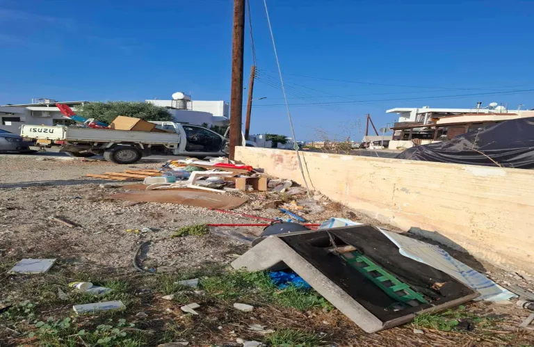 ΠΠΟΧ: Ντροπή με τα σκουπίδια