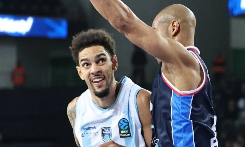 Κατέρρευσε στην Τουρκία ο Πανιώνιος