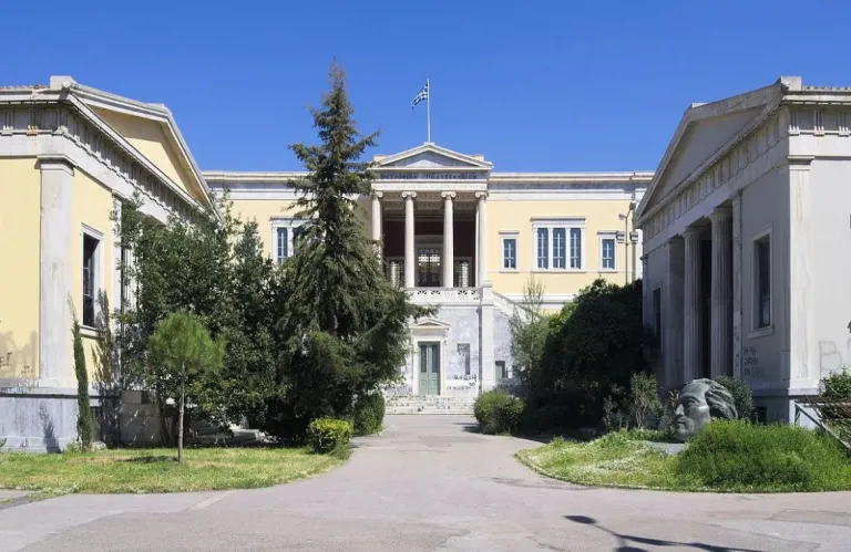 Ελλάδα: Φοιτητής καταδικάστηκε σε 14μηνη φυλάκιση για σύνθημα υπέρ της Παλαιστίνης σε τοίχο του Πολυτεχνείου