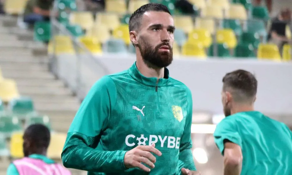 Ψάχνει κι αυτός το 3/3!