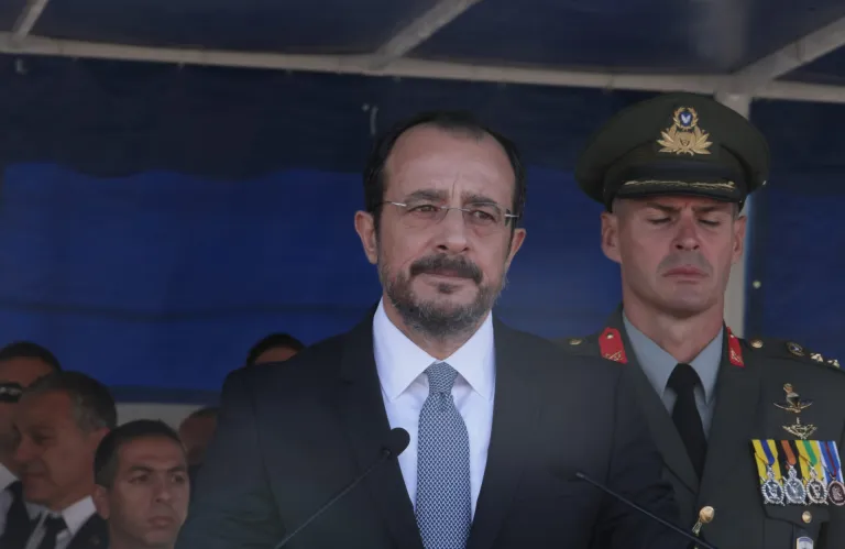 Ο Χριστοδουλίδης ισχυρίζεται ψευδώς ότι η εθελοντική στρατολόγηση γυναικών αποτελεί «σημαντικό βήμα» για έμφυλη ισότητα και άμυνα