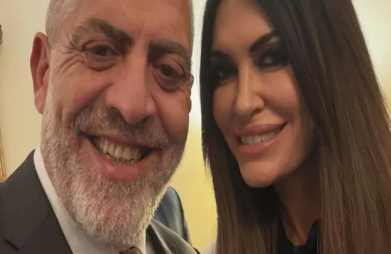 Ο Κούλλης Νικολάου εξηγεί πώς βρέθηκε στη  δεξίωση της Κίμπερλι Γκίλφοϊλ -«Δεν είναι η πρώτη φορά που συναντιόμαστε»