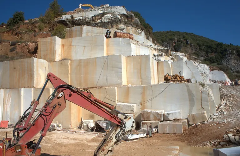 Δημόσια διαβούλευση το έργο για την κατασκευή και λειτουργία λατομείου στην Ανδρολύκου