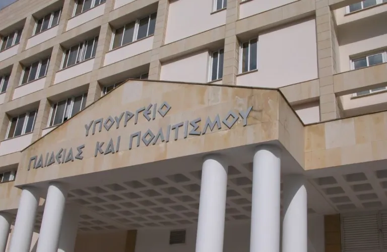 Αντίστροφη μέτρηση για την αξιολόγηση των εκπαιδευτικών - «Πείστε μας για τις αλλαγές» λέει ο Μυλωνάς