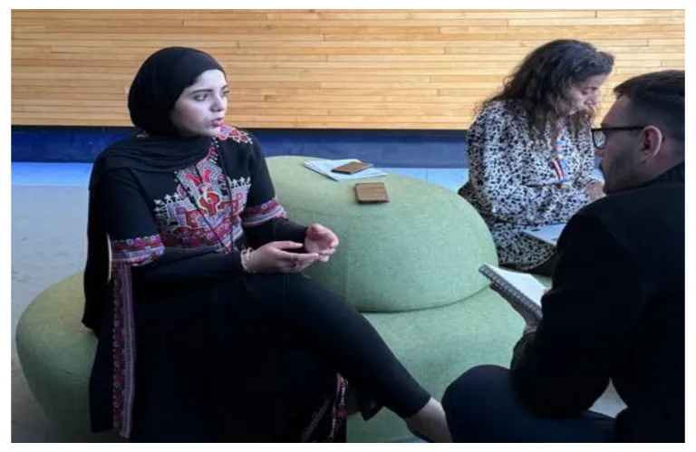 «Οι δρόμοι της Γάζας έχουν γίνει νεκροταφεία»: Συγκλονιστική μαρτυρία Παλαιστίνιας δημοσιογράφου στον «Π»