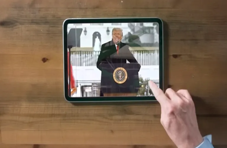 Αυτό είναι το βίντεο με το μοντάζ στον Τραμπ που οδήγησε στις παραιτήσεις δύο διευθυντών του BBC