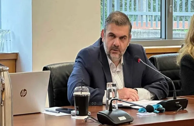 Περσιάνης: «Τα λάθη γίνονται στις εύκολες περιόδους»