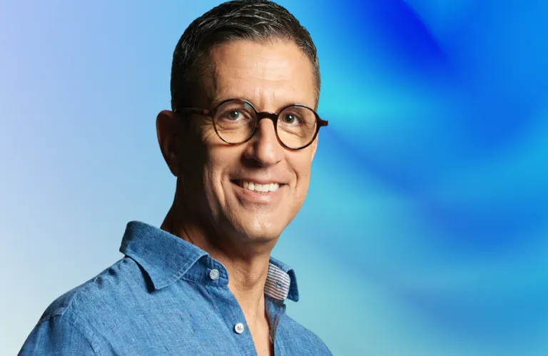 Το «ΣΗΚΟΥ ΠΑΝΩ» ανακοίνωσε ο Χριστόφορος Τορναρίτης  - «Αντίπαλο δέος» στους «νάρκισσους και ανάρμοστους»