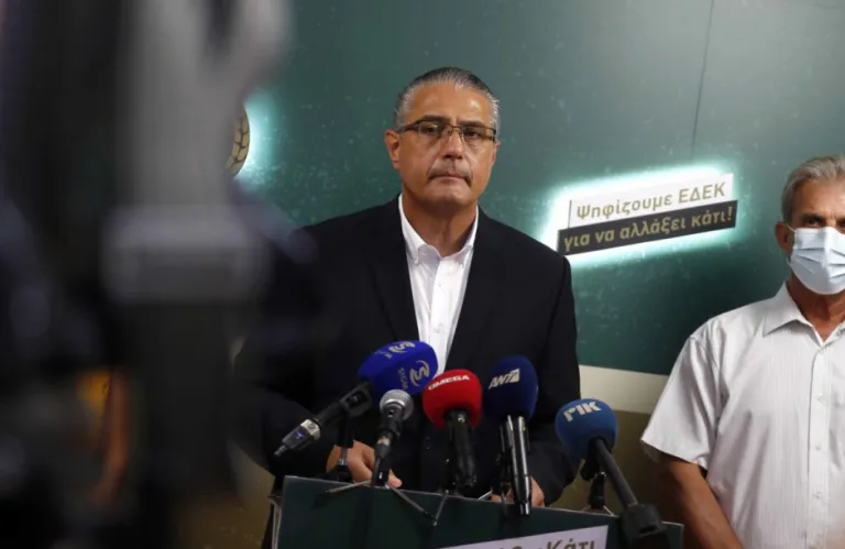 Μύδροι Βαρνάβα εναντίον ηγεσίας: «Στην ΕΔΕΚ δεν γίνεται face control - γίνεται power control» (ηχητικό)