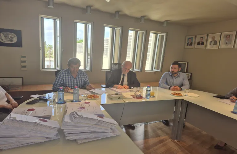 Αλλάζει όψη η καρδιά της Αθηένου - Ξεκινά η ανάπλαση της Κεντρικής Πλατείας με έργο €4 εκατ.