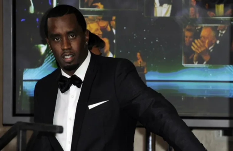 Η ζωή του Σον «Ντίντι» Κομπς στη φυλακή: Μπήκε σε πρόγραμμα απεξάρτησης, εργάζεται ως βοηθός στο παρεκκλήσι και διδάσκει αυτοβελτίωση