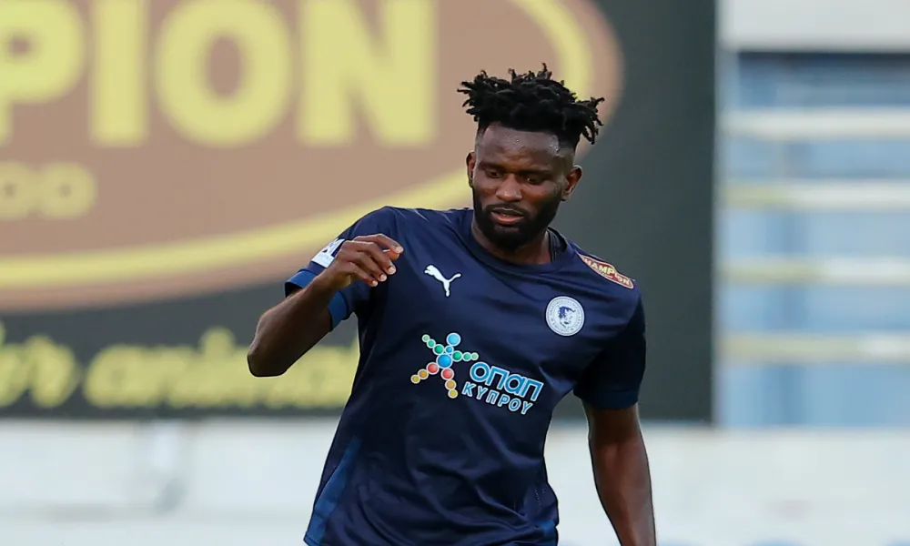 Δεν έφτανε η ήττα, έχασε και τον κορυφαίο αμυντικό του