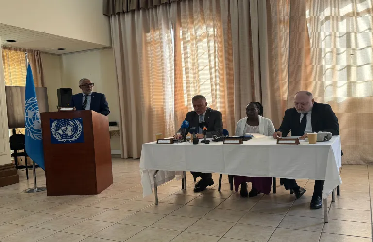 Στις εργασίες σε Μία Μηλιά, πάρκο Πεδιαίου και στο οδόφραγμα του Λήδρα Πάλας αναφέρθηκαν αξιωματούχοι του ΟΗΕ