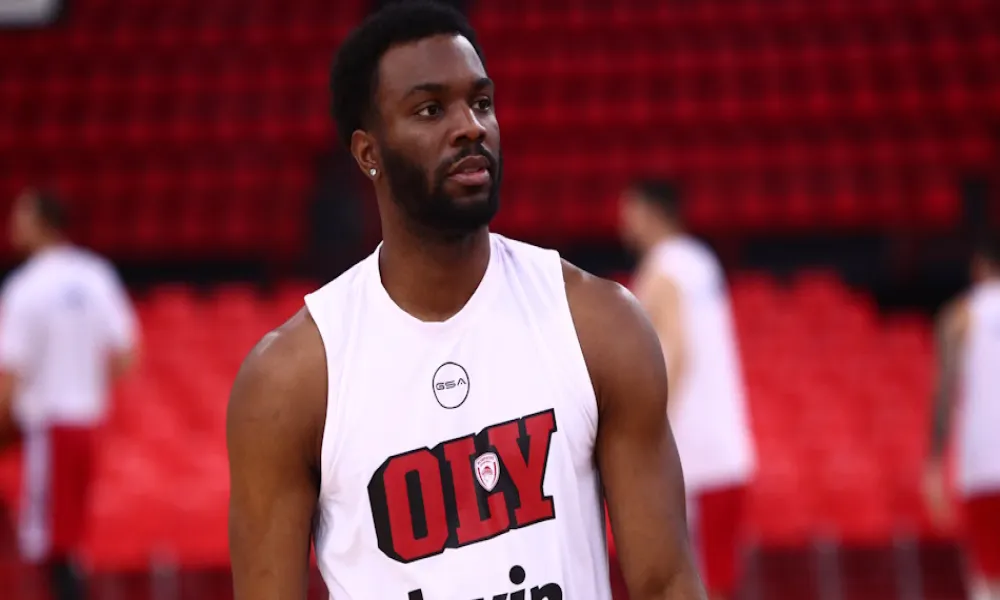 Με Έβανς η δωδεκάδα του Ολυμπιακού κόντρα στη Ζάλγκιρις - Ξανά εκτός Λαρεντζάκης, Αντετοκούνμπο