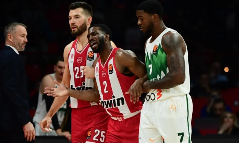 Αγωνία για Έβανς στον Ολυμπιακό, φόβοι για ζημιά στον αχίλλειο!