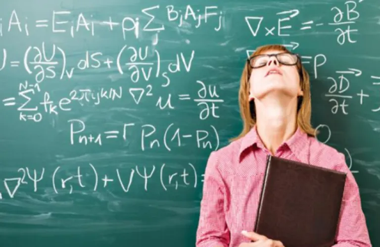 Ξεκρέμαστοι οι συμβασιούχοι εκπαιδευτικοί